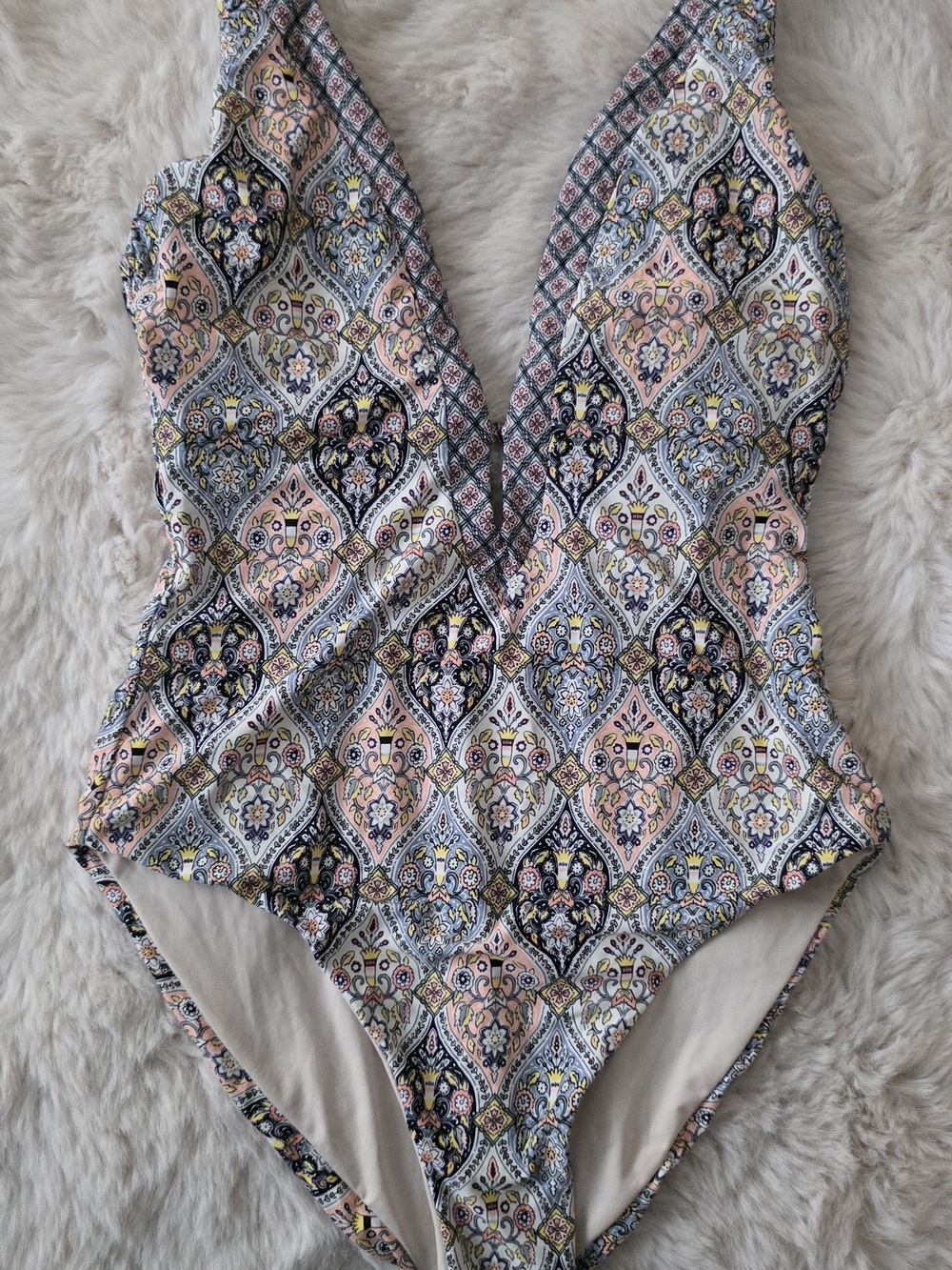 Laundry By Shelli Segal Cream Floral Tile One-Piece